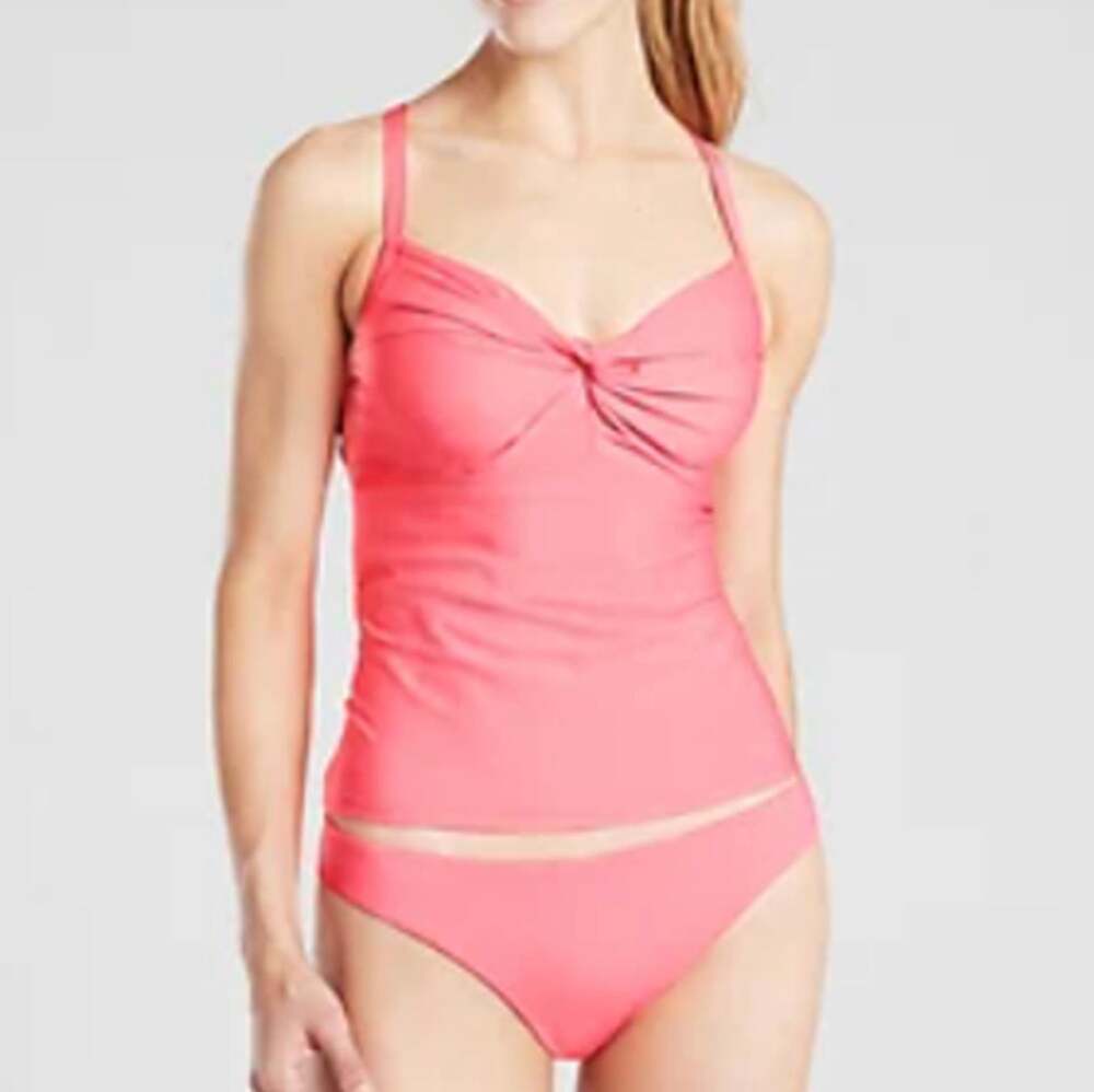 Athleta Top Womens 32B/C Pink Twist Up Tankini Swim Athletic Underwire Resort